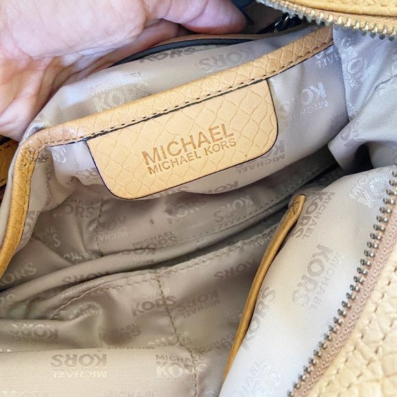 Michael Kors Soft Leather Snake Embossed Bag Purse - Picture 9 of 9